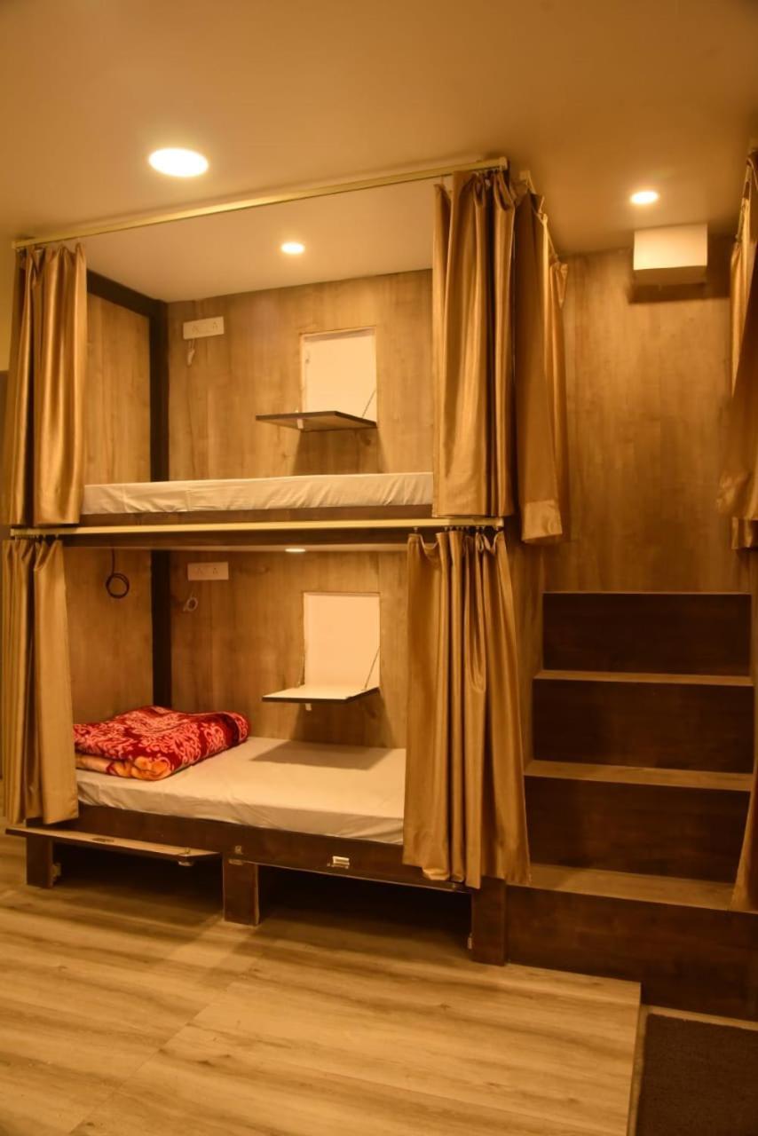 Hotel Relax Inn Allāhābād Junction エクステリア 写真