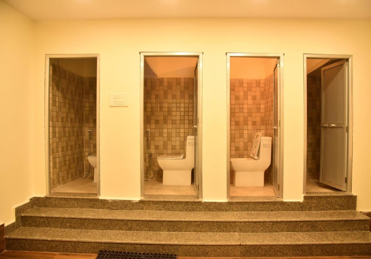 Hotel Relax Inn Allāhābād Junction エクステリア 写真